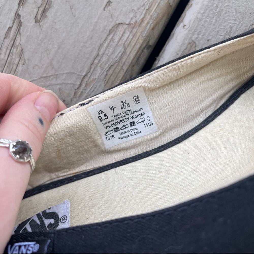 RARE Vans Lesley Black Women's Slip-On Ballet Flats size 9.5 great condition! - Picture 3 of 5
